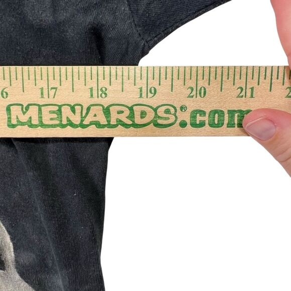 Medium 2011 Rico Malave wolf pack The mountain t shirt - Picture 9 of 13